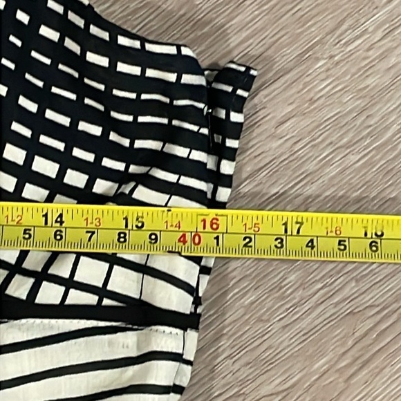 Nautica Women’s Mini Dress Size 4 Flirty Cotton Black Striped Checkered - Picture 11 of 13